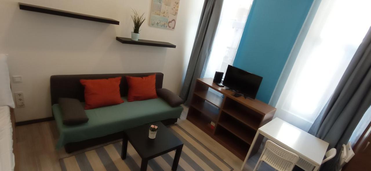 Osvat Apartments Boedapest Buitenkant foto